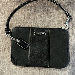 Wristlet